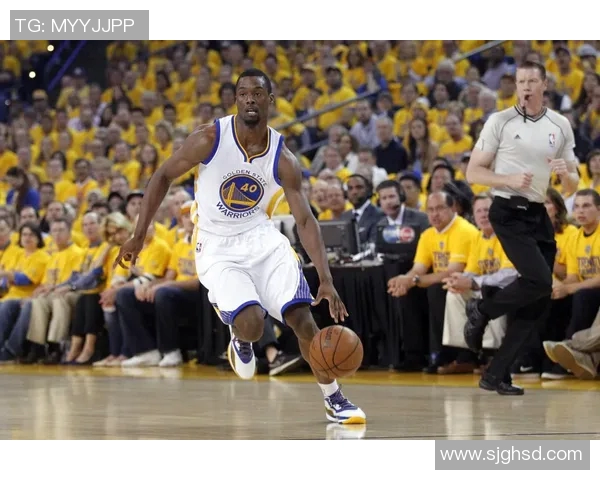 哈里森巴恩斯:从新秀到全能球员的成长之路与篮球生涯回顾 哈里森巴恩斯:从新秀到全能球员的成长之路与篮球生涯回顾